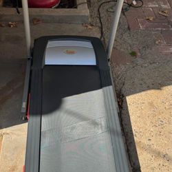 SUNNY HEALTH & FITNESS TREADMILL