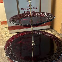 Avon Cape Cod Collection Two Tiered Server