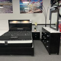 4PC Black Queen Bedroom Set w/ Lights 