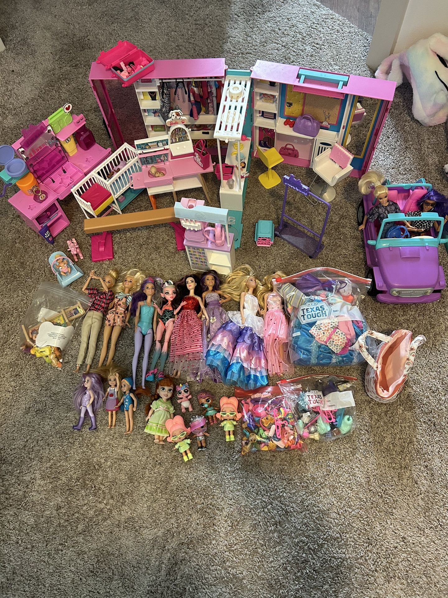 Barbie’s Toys and Accessories 
