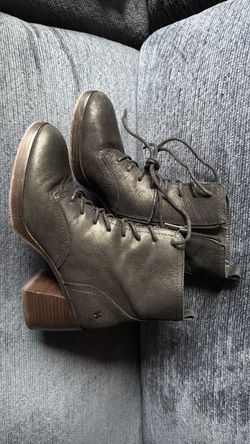 Women’s Boots