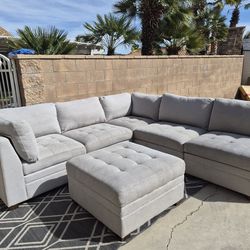 Thomasville Tisdale Modular Sectional 6-piece with Storage Ottoman