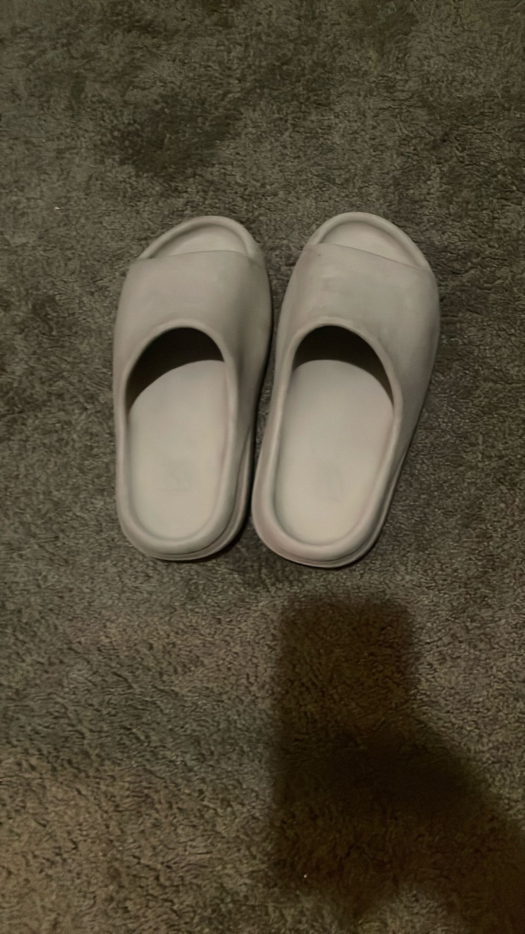 size 7 real yeezy slides