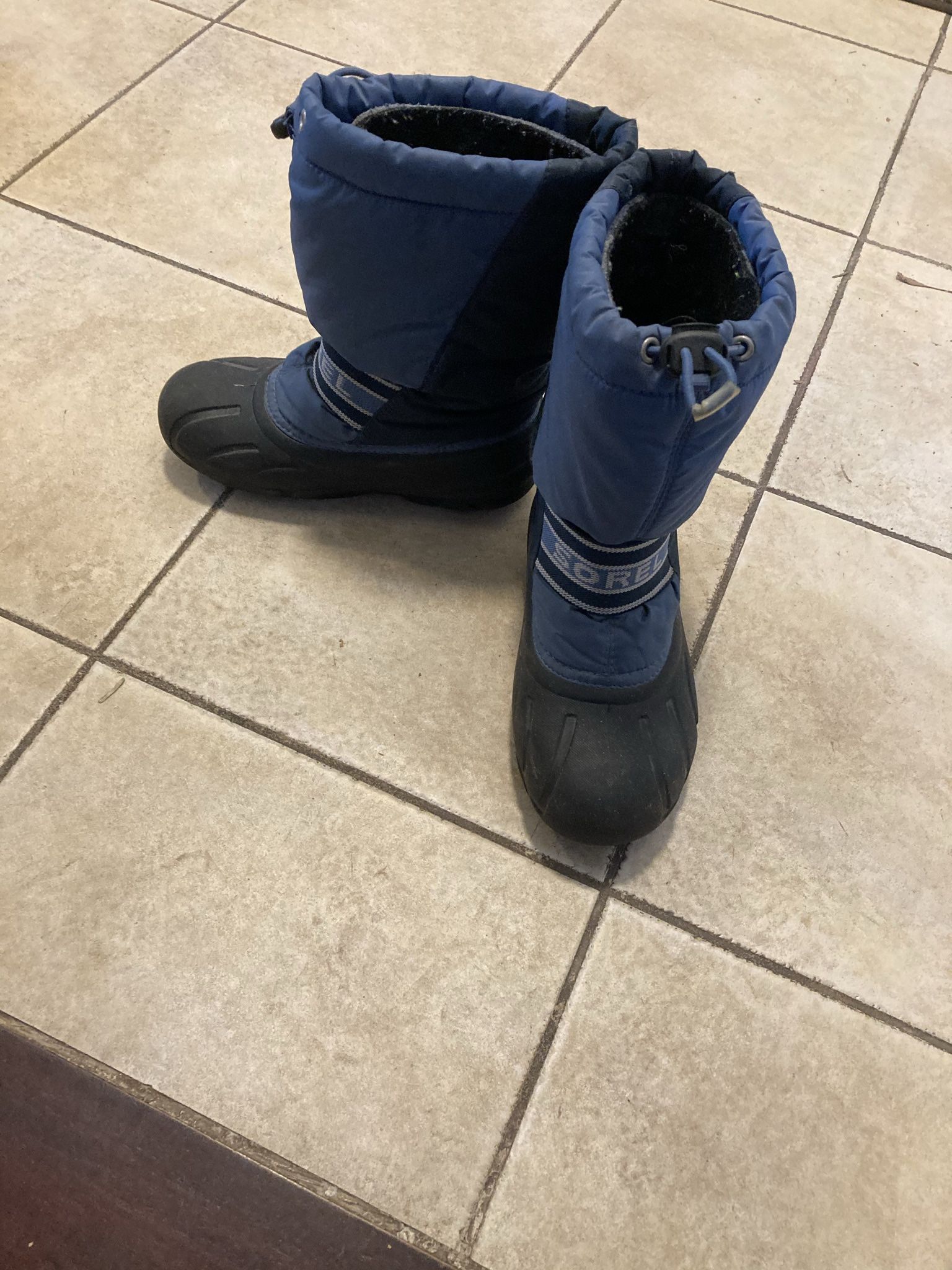 Sorel Snow Boots Size 2