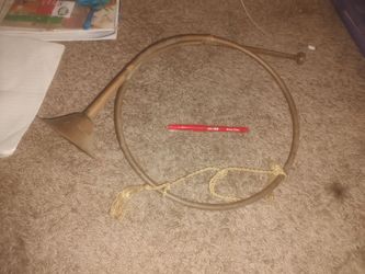 Trumpet wall decor