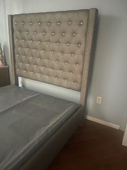bedframe with headboard Queen