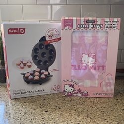 Hello Kitty Apron and Mini Cupcake Apron (NEW)