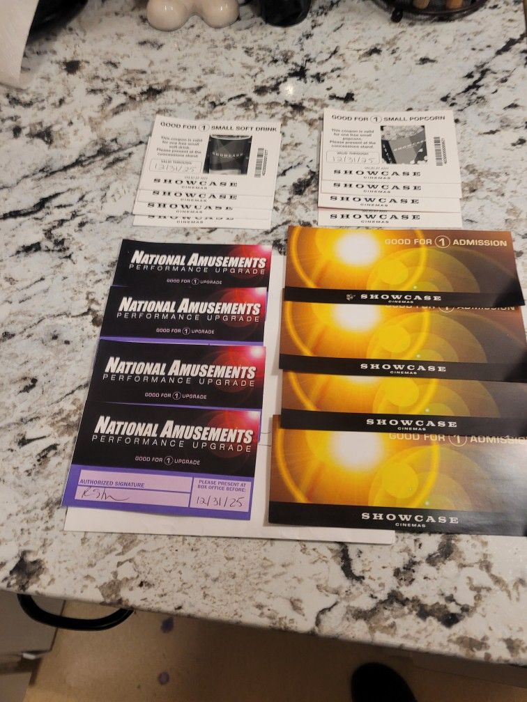 SHOWCASE CINEMAS MOVIE PASS BUNDLE / 5 MOVIE TICKETS, 5 FREE POPCORNS & 5 FREE SODA TICKETS INCLUDED / $50 FOR THE ENTIRE BUNDLE !!!