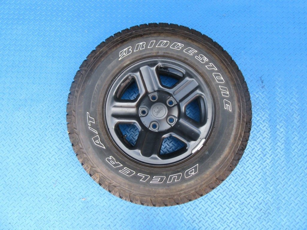 16" Jeep Wrangler black SINGLE steel rim wheel tire #6321