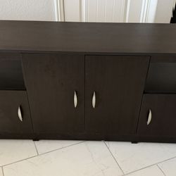 Large Blackwood Side Table/TV Stand For Sale $50
