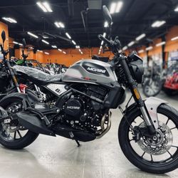 Moto Morini Seiemmezzo 650 Naked Style Sports Motorcycle On Sale