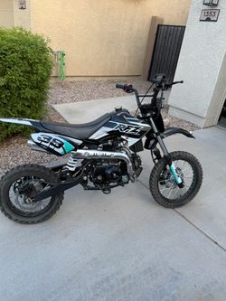 Apollo 110 dirt bike