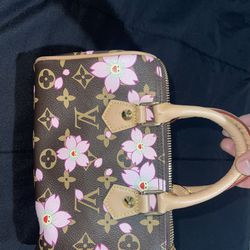 Tiny Louis Vuitton Hand Bag 