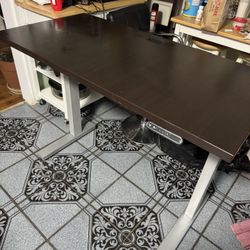 Adjustable Standing Desk 