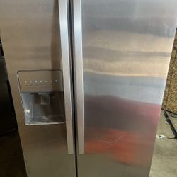 Whirlpool Fridge