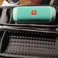 JBL Charge 2+W/Travel Case (Teal)