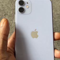 iPhone 11 Unlocked Barely used come get it