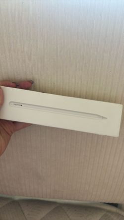 BARELY USED APPLE PENCIL PRO