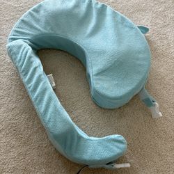 New Nursing Pillow - Never Used