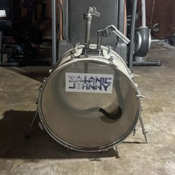 Pearl Bass Drum