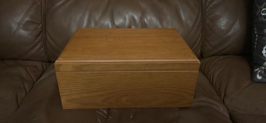 Cigar box