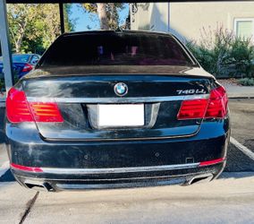 2015 BMW 740Li