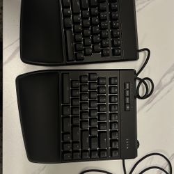 KINESIS KEYBOARD, LIKE NEW!
