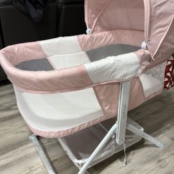 Dream On Me Bassinet 