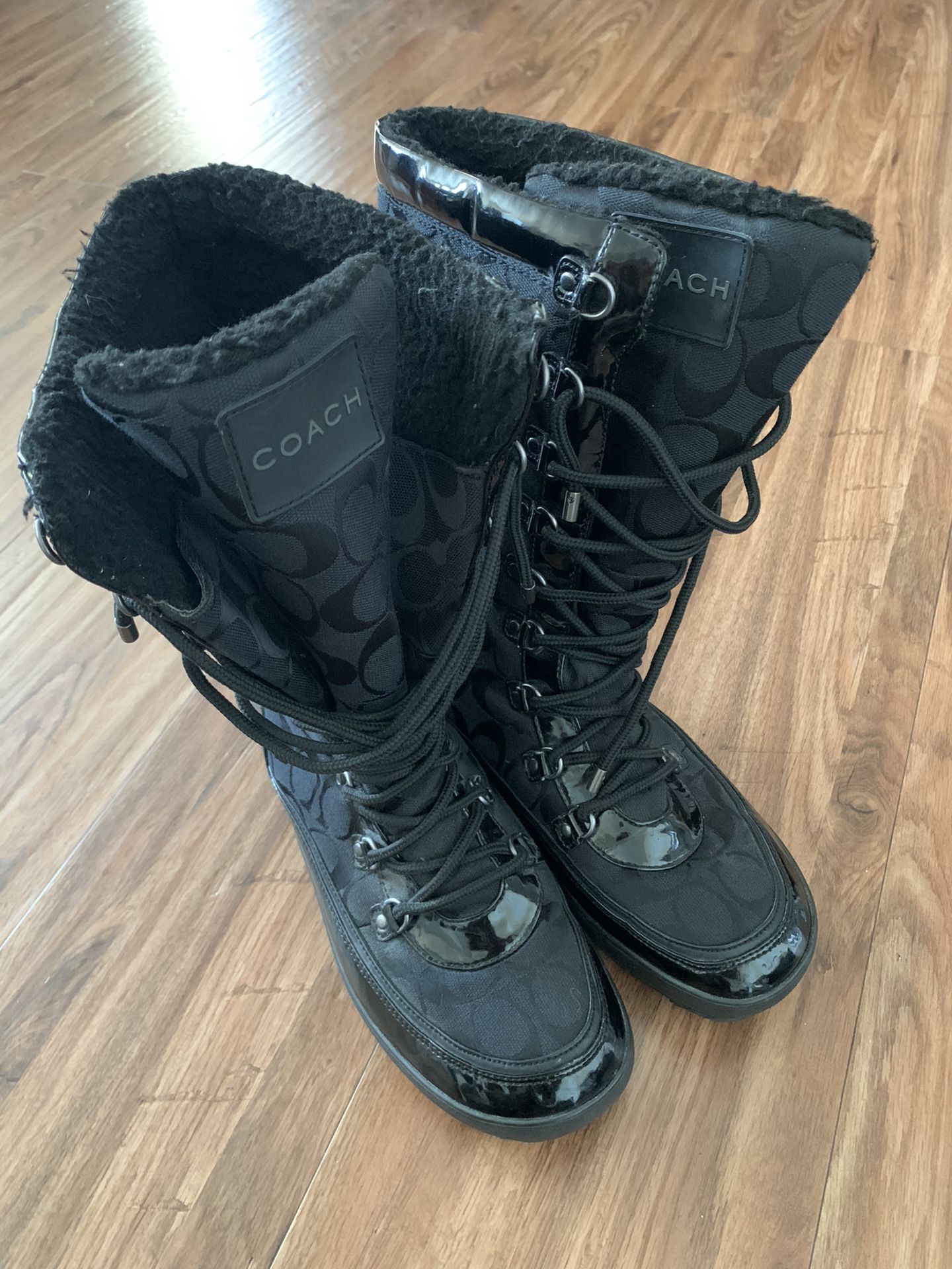 Coach Peggey Black Lace Up Snow Boots 9.5