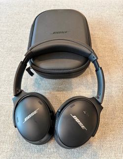Bose Quiet Comfort( worn twice)