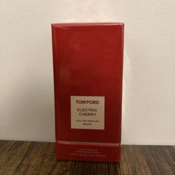 Tom Ford Electric Cherry 100ml Brand New Price is Negotiable