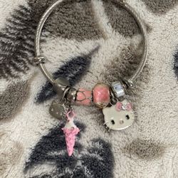 Hello Kitty Bracelet 