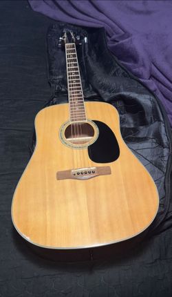 Mitchell D120 Acoustic Guitar