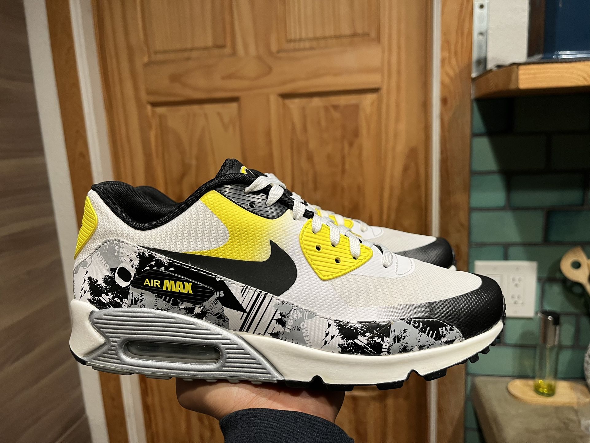 Nike Airmax Oregon Size 9.5