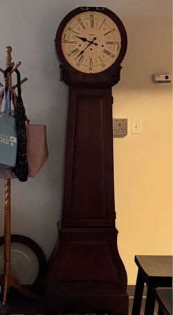 The Howard Miller La Rochelle floor clock