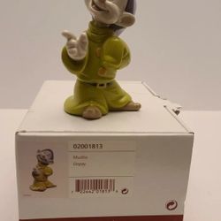 Lladró NAO Disney Snow White & the Seven Dwarfs Dopey Porcelain Figurine (contact info removed)