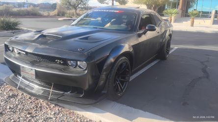 Dodge Challenger