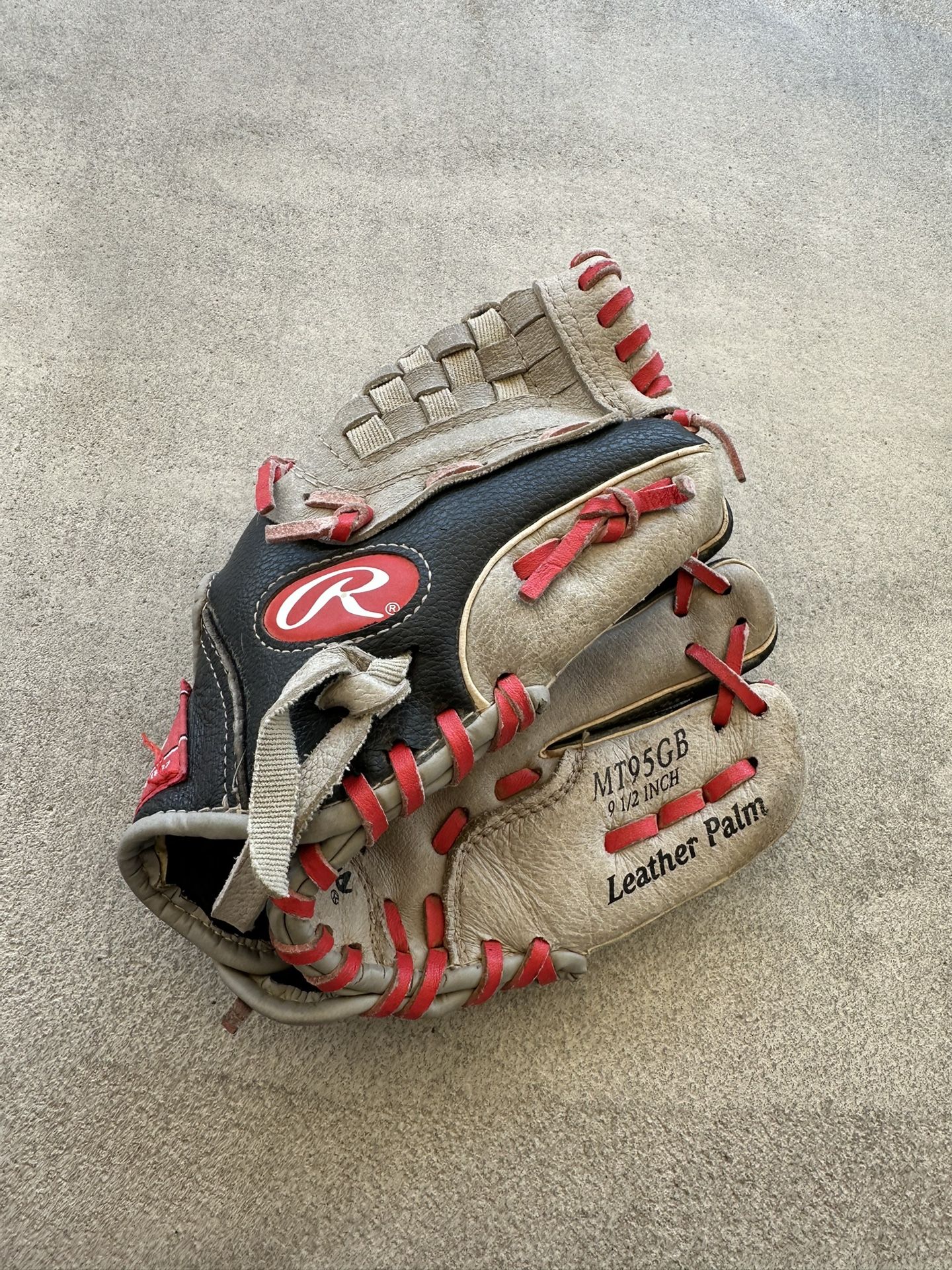 Rawlings Mike Trout Glove 9 1/2”