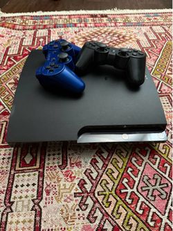 Play station 3, 2 controllers