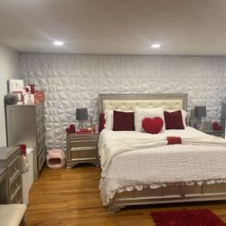 6pcs King bedroom For Sale
