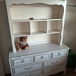 Kid's Classic Bedroom Furniture Set