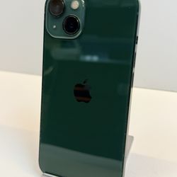 Apple iPhone 13 128gb. ( Fully Unlocked )