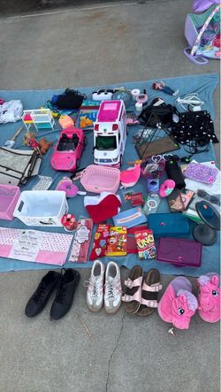 Yard Sale Lot in Tulare– Toys, Shoes, Games & More