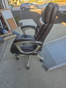 Lazboy Chair