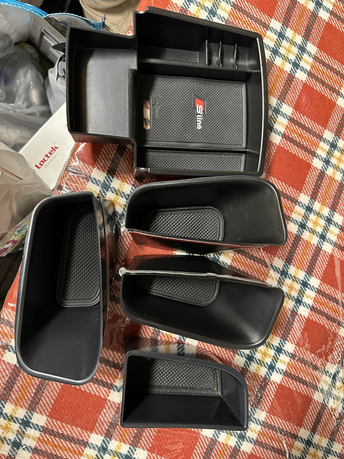 Audi Q5 Inserts For Middle Console , New Pedals And Retractable 4 PCs Window Shades 