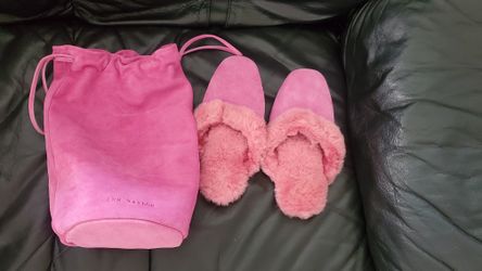 Suede slipper