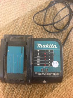 Makita DC18SD Battery Charger