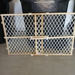 BABY & PET GATE