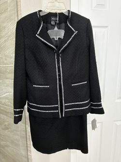 Brand New Chic 2-Piece Suit • Size 10