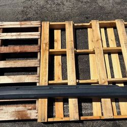 12-19 Range Rover Evoque Coupe 2DR Left Side Skirt Rocker Molding Panel OEM